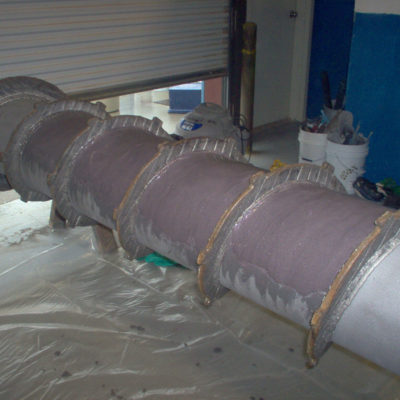 Mit Belzona 1812 (Ceramic Carbide FP) geschützter Schraubenförderer