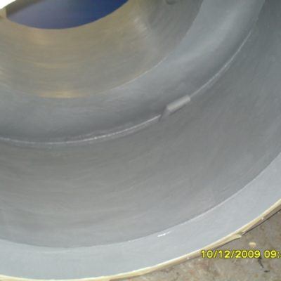 Erste Beschichtung mit Belzona 1392 (Ceramic HT2) (grau)